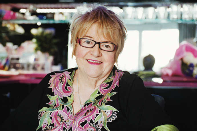 	Ros Hubbard	
