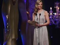 Natalie Dormer presents the award for Best Supporting Actor